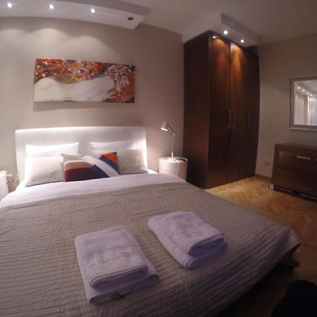 בלגרד Apartments Near St. Sava Temple מראה חיצוני תמונה