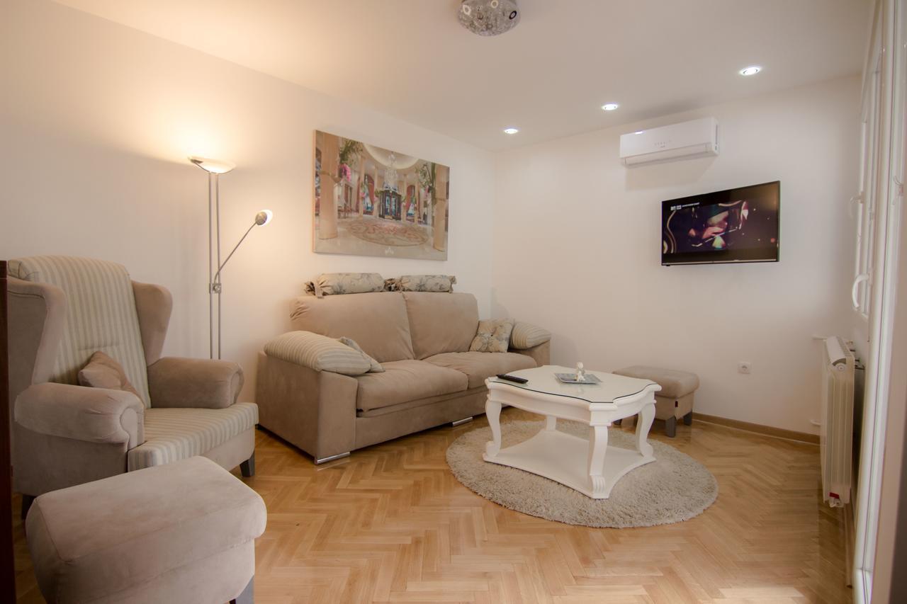 בלגרד Apartments Near St. Sava Temple מראה חיצוני תמונה
