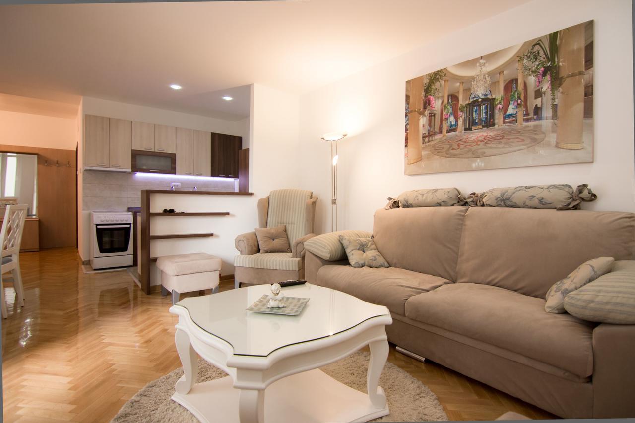 בלגרד Apartments Near St. Sava Temple מראה חיצוני תמונה