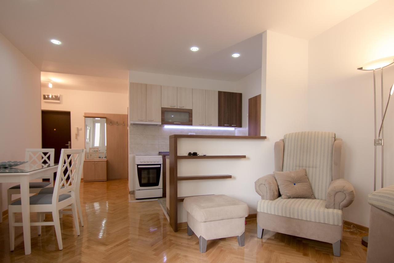בלגרד Apartments Near St. Sava Temple מראה חיצוני תמונה