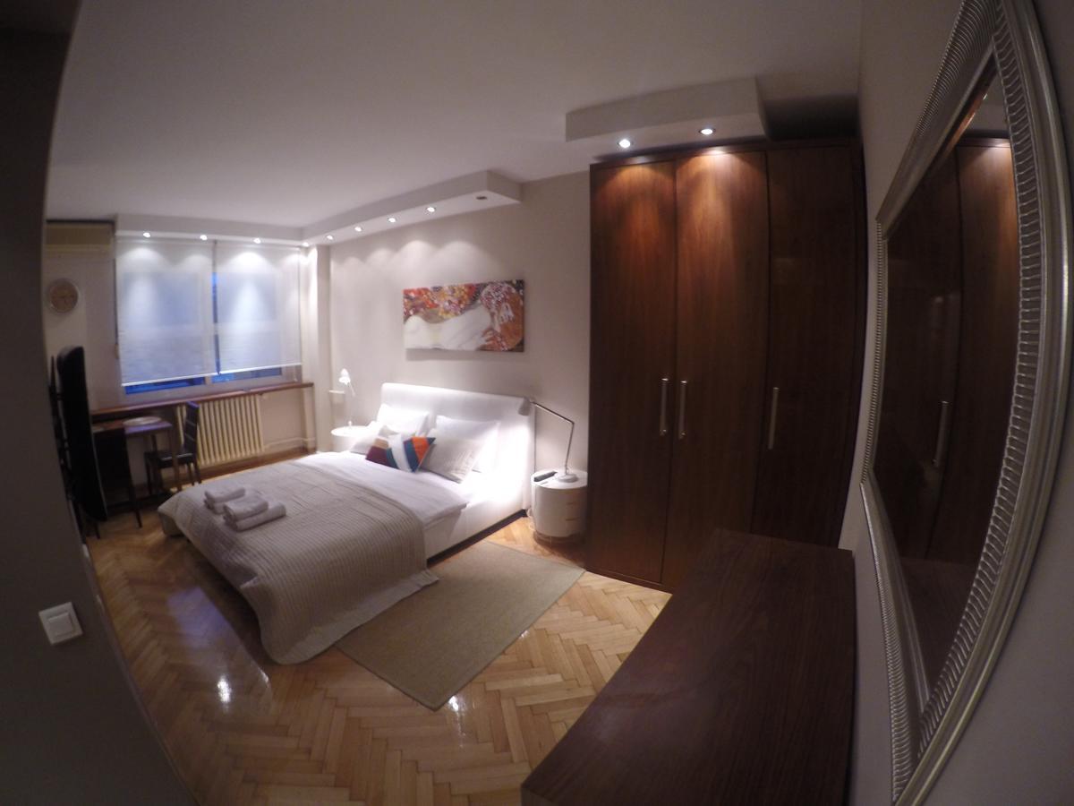 בלגרד Apartments Near St. Sava Temple מראה חיצוני תמונה